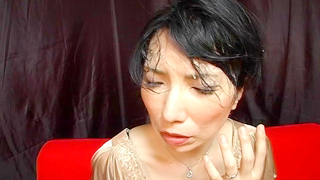 濃厚顔射 熟女の顔に濃厚ザーメンぶっ掛けたい