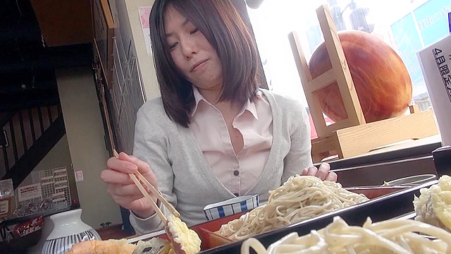 人妻不倫旅行・特別篇 ＃155続～優しい嘘～