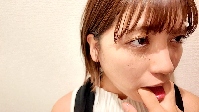 【配信限定】【凄テクセラピストから送られてきたフェラパイズリ動画】北関東のヤンキーカップル限定！女性専用風俗の凄テク男性セラピストから爆乳彼女が神技マッサージを受けても一切声を出さなかったら賞金プレゼント！ただし声が漏れたらフェラ アソコが濡れたら即ハメSEX！屈●の見せつけNTR