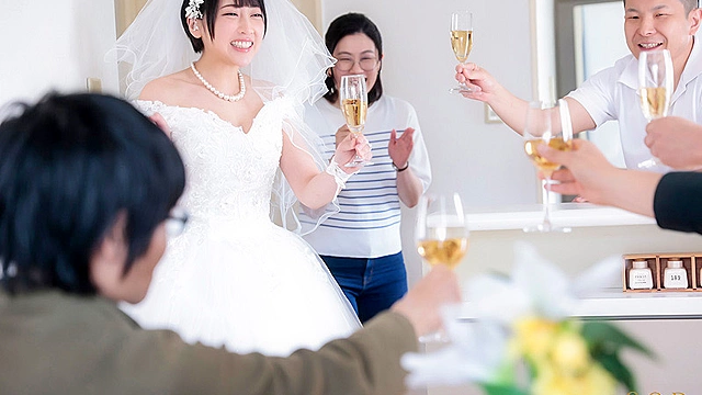 “洗○ NTR” 「ずっと大好きだった幼馴染が結婚して幸せになるなんて許せない！」 ボクだけの響にするために感情崩壊洗○、ニチャつきが止まらないほどの背徳SEX 夏目響