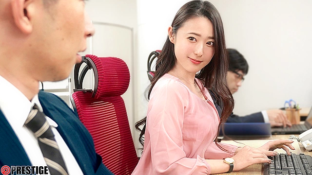 逆NTR 女性主任に日々痴女られる究極の社内不倫。 理性VS本能の究極葛藤シチュエーション！
