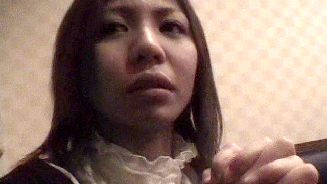 カラオケボックスでSEXするカップル達2