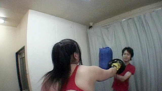 肉厚打撃レディー！！