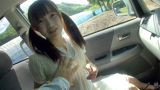 愛娘が大好きすぎて妻にナイショで子作り温泉旅行 中西まや