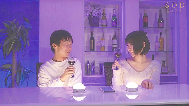 ロケ帰り相部屋NTR 大雪で東京に帰れなくなったお天気お姉さんが仕事の愚痴を聞いてくれる新人ADと朝まで一晩中何度もヤリまくった。天宮花南