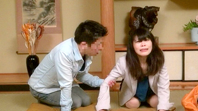 夫の借金のカタにちょんの間に売られ、夫の目の前で濃厚中出しされる人妻たち。 Vol.04