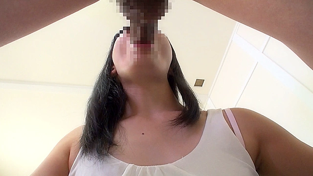 上手すぎるフェラ 素人娘の驚きのフェラチオテクニック集めました。 VOL.11