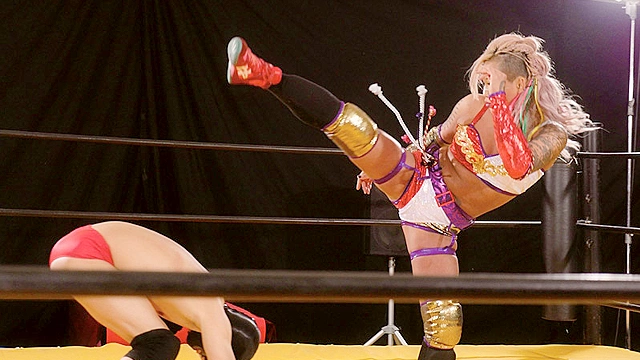 ド痴女プロレスラー YUNI