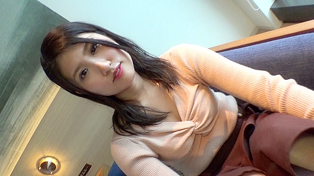 不倫パパ活で性欲を満たす美人セレブ人妻ひよりさん（26）【貞淑な人妻が夫に隠している、快楽に溺れるアヘ顔を晒す！】