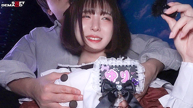 暗闇マジックミラー号【イヤホン推奨！深夜のヒソヒソ声ガマン編】 ゆり（19）・コンカフェ