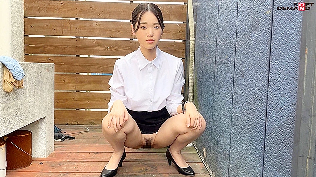 とある品行方正な教育実習生が内緒でお小遣い稼ぎしていたときのハメ撮り映像初流出。