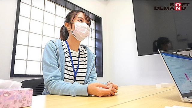 制作部入社1年目 アシスタントディレクター 森川玉緒 AV出演！