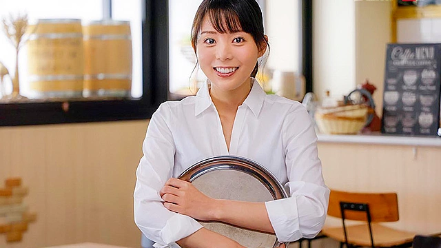 麗女が戸惑う姿が見たい。現場に着いたらすぐ即ハメ！イッてもイッても終わらない連続激ピストン！ 岡田ひなの