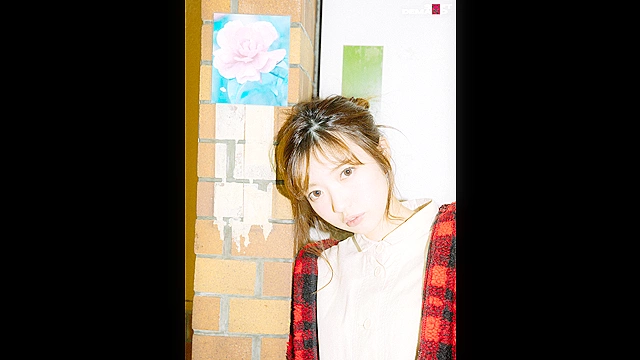 色白スレンダー 桃尻プリケツ めっちゃ素人 日向理名（22）  SOD専属AVデビュー