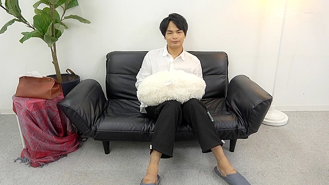 オトコノコのオナニー おがわくん28歳