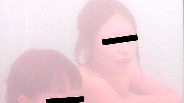 現役美人女子大生風呂場○撮