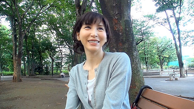旦那と○○が帰るまでの8時間 自宅でずっとSEX・ずーっと絶頂 何度も何回も○○みたいにお漏らしして、家中が水浸し 朝倉・アヴィゲイル・日菜子 42歳 第2章