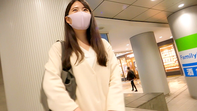 黒髪清楚な不動産OLが乱れまくる！！誰もが羨む職場のマドンナとの濃厚中出しSEXで男社員嫉妬不可避www