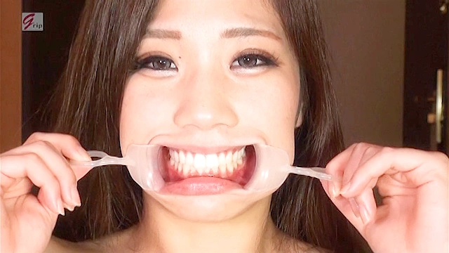 美形ギャルが白濁唾液を垂れ流して鼻の穴やケツの穴を献身的にベロほじり。 柚木はるか