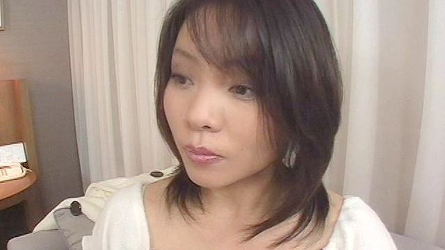 奥様の脱ぎたて汚パンティで手コキして下さい2