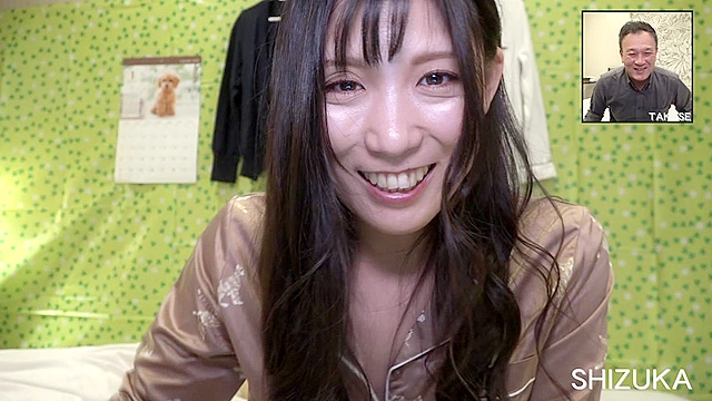 朗報！いま熟女専門ライブチャットは上玉美女と簡単にヤレるらしい（1）むっちり熟ボディーがたまらん静香さん41歳