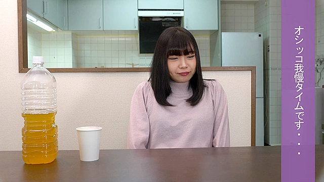トイレに間に合わずに、そのままオモラシ…してしまいました。。。見ます？ 衣織