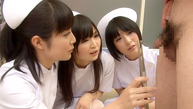 泌尿器科のナースのお仕事 ～こんなオチ●チンで彼女や奥さん満足してますか？～