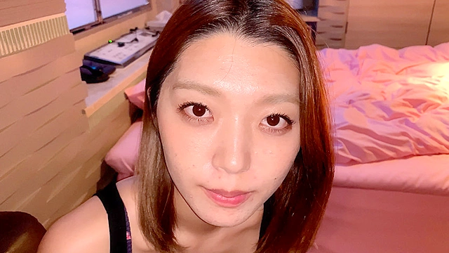 実はエッチな近所のお姉さんの喉奥攻め 香苗レノン