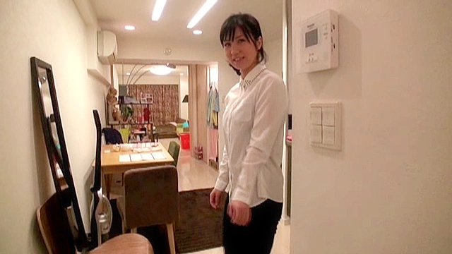 出演交渉336時間！アイドル級に可愛い現役女子大生をマジックミラー号でAVデビューさせます！