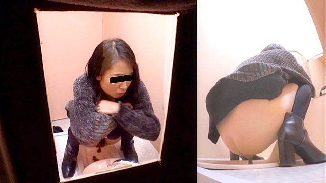 実録・面接に来た女に下剤を飲ませ排泄姿を覗いた上、ウンコを採取してみた。