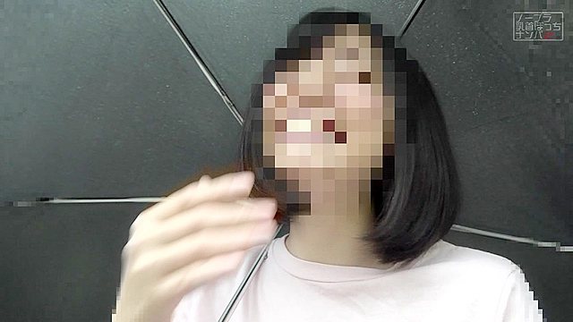 街で見かけたノーブラ乳首ぽっち娘をナンパ（2）