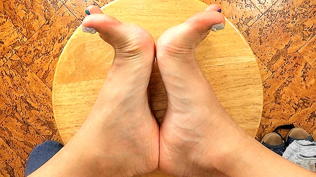 【足クネ4】