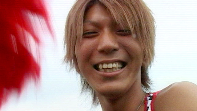 Yuu 色黒美少年、バブル嬢に変身！そして痴女に豹変！？