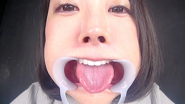 ベロ観察・ベロ唾液フェチズム 羽生ありさ