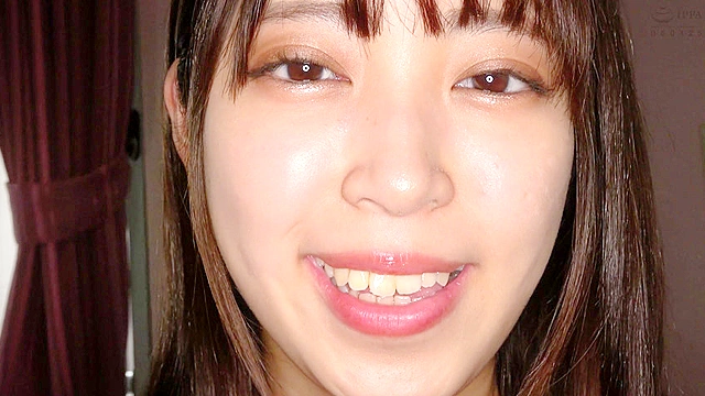 大人気女優 加賀美さらチャンの巨大女フェチプレイ＆歯・口内・のどちんこ観察★