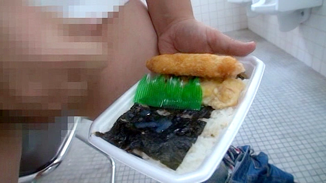 水着アイドルたちに内緒で食ザーメン 騙された女たち20人！！！