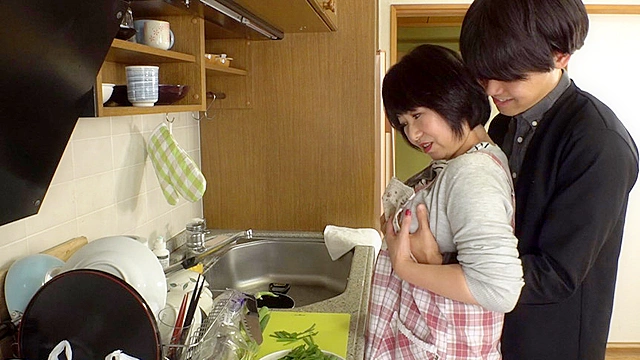 近所に住む上品なお婆ちゃん姉妹と3Pしたい（1）