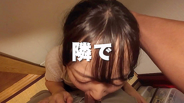 新人ADがよく見たらおっぱいデカくてチョロそうなので撮影中にこっそりハメてみた がんばれっAD高橋