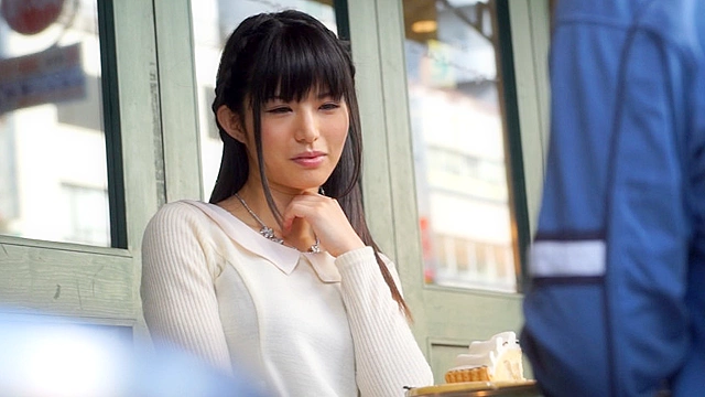 ナンパされたエッチな素人女性たち 激ウブ捕獲！！綺麗な弾けるボディが堪らないお姉さん 4時間