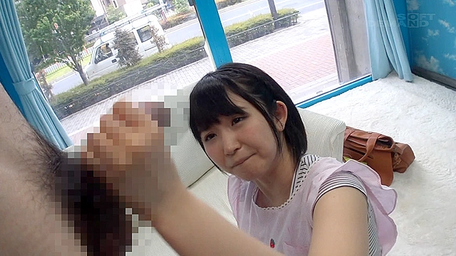 マジックミラー号 「早漏に悩む男性の暴発改善のお手伝いしてくれませんか？」街中で声をかけた押しに弱い心優しい保母さんの卵が敏感チ●ポを励まし互いに何度も気持ちよくなる連続射精SEX！！5