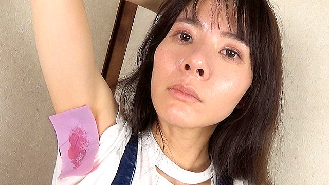 【足のにおい】王道足クサ顔（脂症）