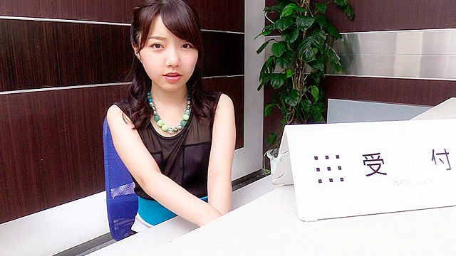 脱ぎたて黒ストッキングで竿を垂直に固定してノーハンドでしゃぶられ続けるフェラチオ