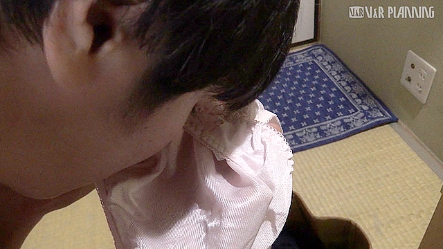 背徳のスカトロドラマ 僕の家にやってきた可愛すぎる家政婦 安藤瞳
