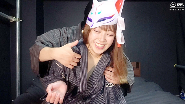 「甚平でお祭りを楽しんだお姉さんをくすぐりマッサージ！ ほぐしたところはさらにくすぐったい！？」 わかしラボVol.025-（2） 加賀美さら