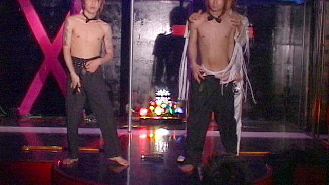DDE2～客席練り歩き＆ローションプレイ～