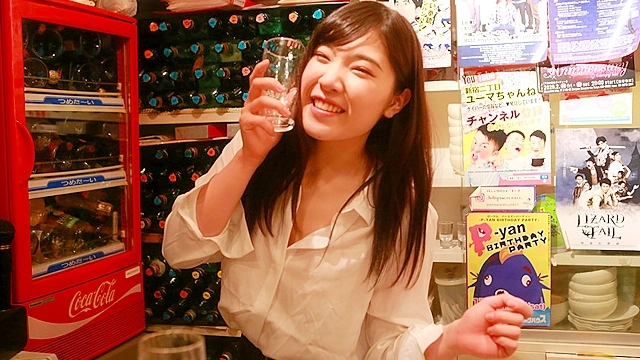 エロいぜ！働くお姉さん～渋谷のデカ尻バーテンダー編