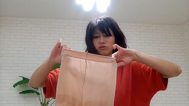 パンストかぶせてみました ～20歳の妹系から49歳の熟女まで～