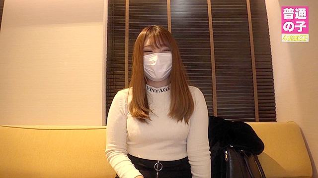 マスク着用を条件にエッチな撮影を了承してくれた普通の女の子4時間SP（2）