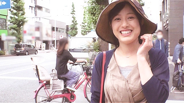 にっこり笑顔の天然ドスケベ、春の始めに思わず不貞。 倉田恵 34歳 最終章 引退 旦那への嘘もこれで最後 愛おしくてたまらない生チ●ポを求めた1泊2日 旦那以外の精子を何度も受精する中出し温泉旅行