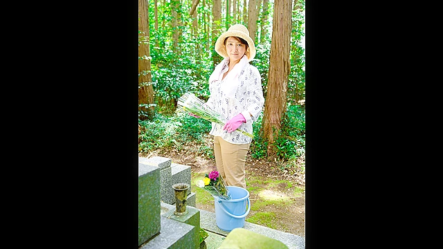 ＃可愛すぎるおばさん3 何気ない仕草や笑顔が愛くるしくて抱きしめたい思わず「いいね！」をポチりまくりたくなる五十路熟女 12人4時間